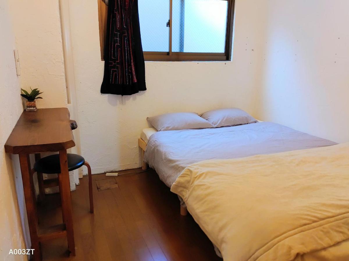Guest House Mii โอซาก้า ภายนอก รูปภาพ