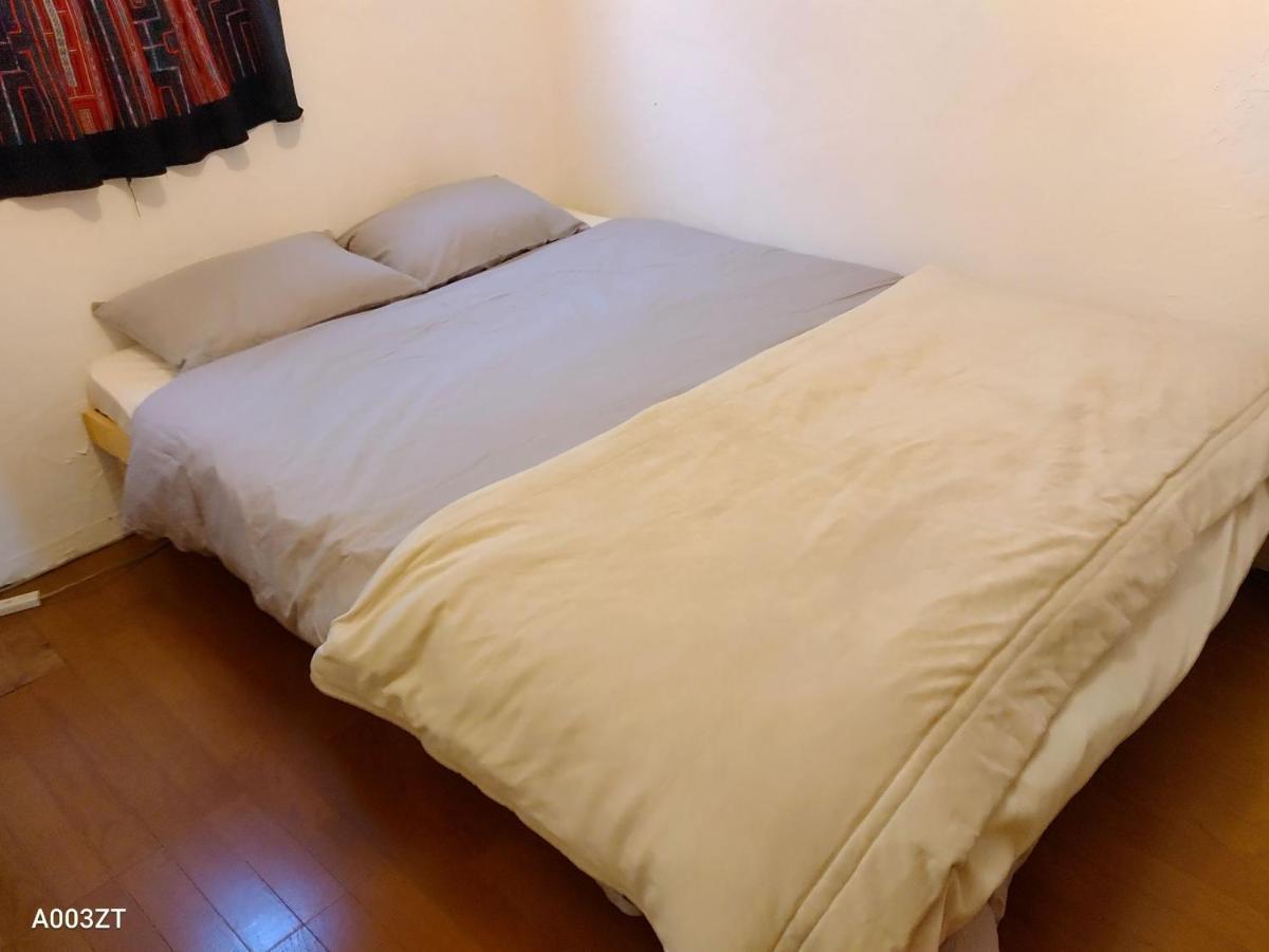Guest House Mii โอซาก้า ภายนอก รูปภาพ