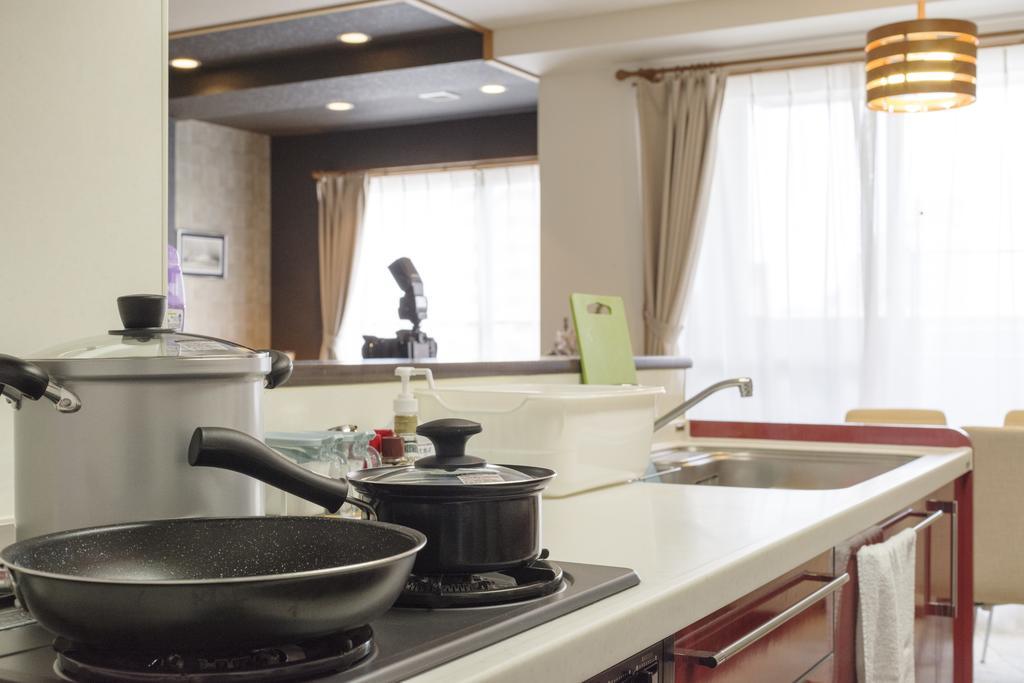 Guest House Mii โอซาก้า ภายนอก รูปภาพ
