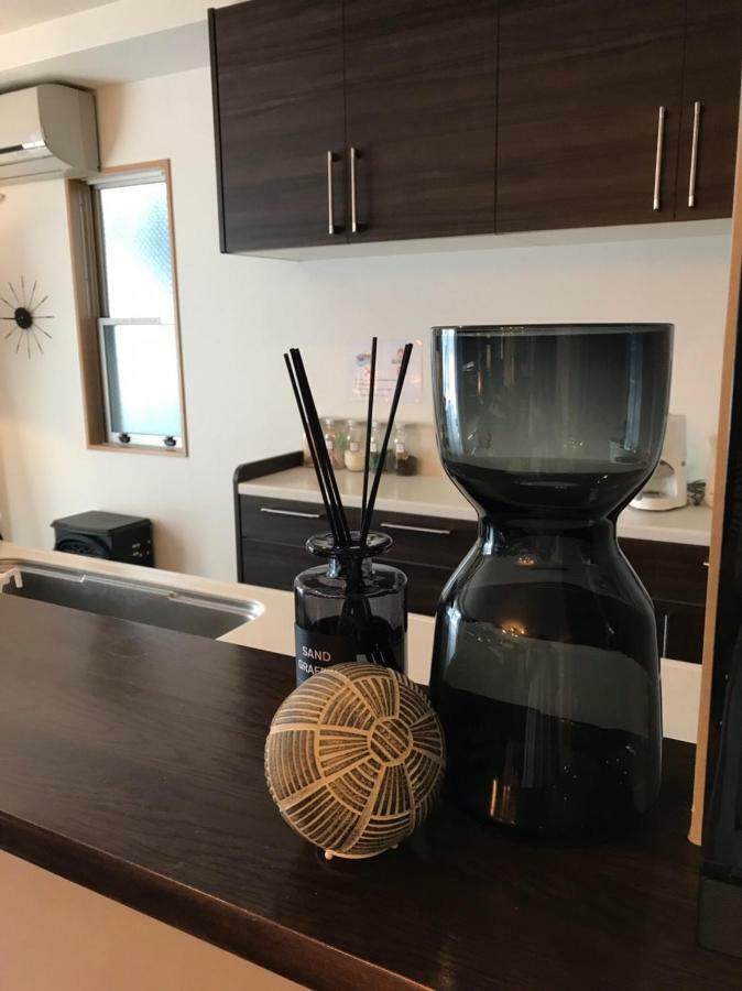 Guest House Mii โอซาก้า ภายนอก รูปภาพ