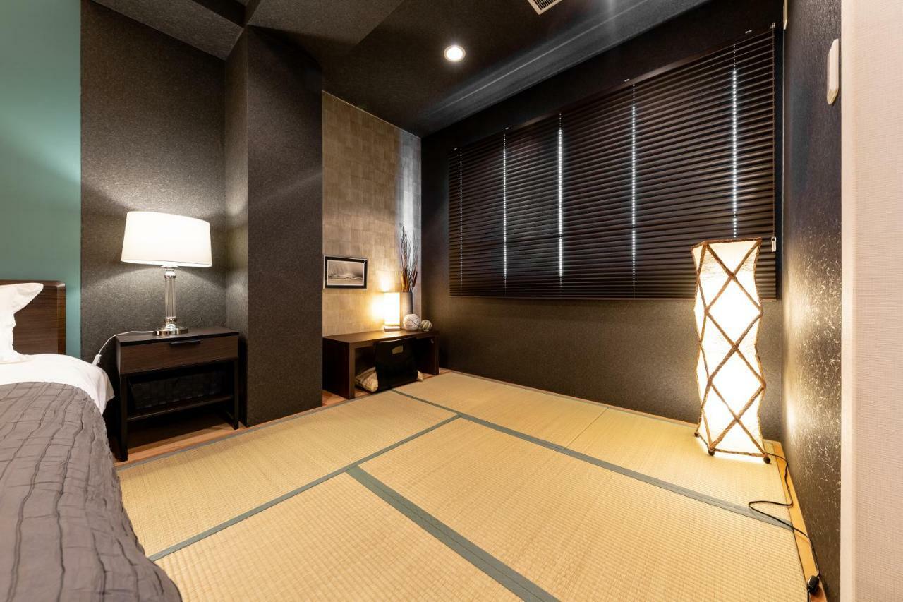 Guest House Mii โอซาก้า ภายนอก รูปภาพ