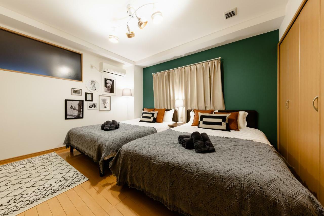 Guest House Mii โอซาก้า ภายนอก รูปภาพ