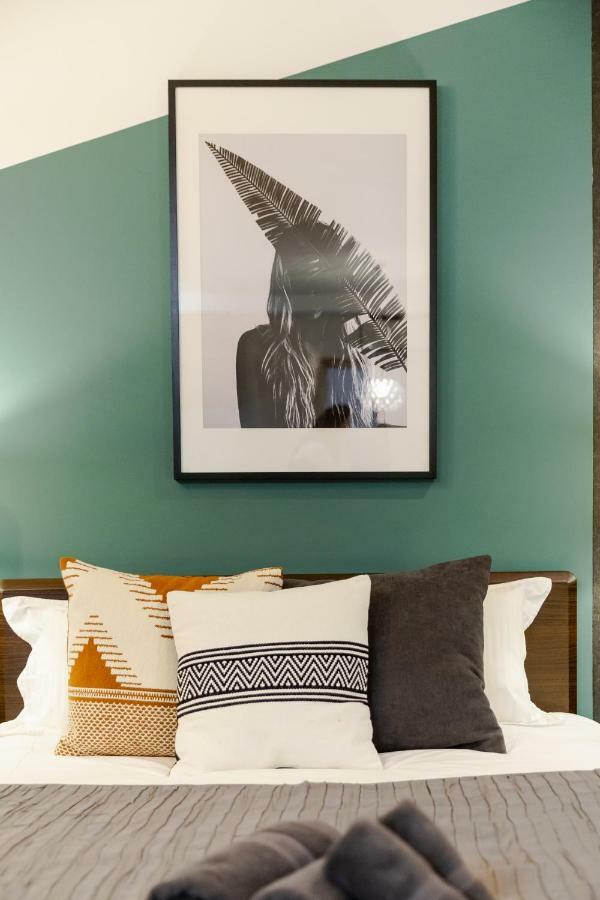 Guest House Mii โอซาก้า ภายนอก รูปภาพ